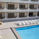 Aparthotel The San Anton