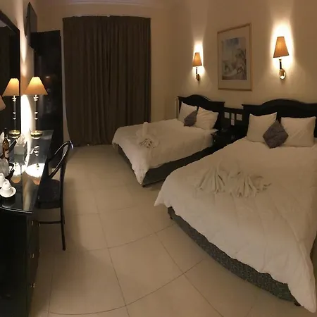 The San Anton Aparthotel 3*