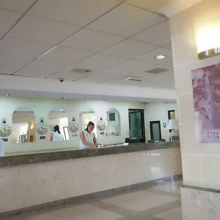 The San Anton Aparthotel 3*