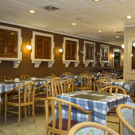 Aparthotel The San Anton 3*