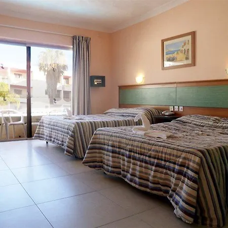 Aparthotel The San Anton