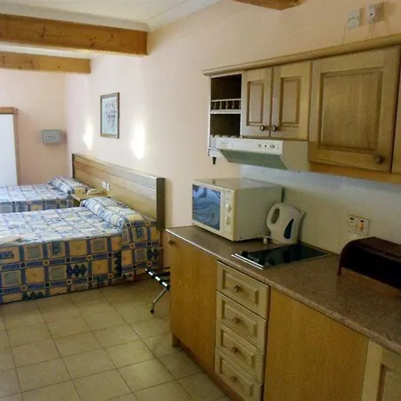 Aparthotel The San Anton 3*