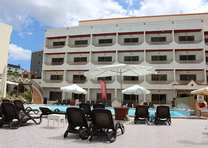 Aparthotel The San Anton 3*