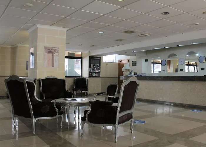 Aparthotel The San Anton 3*