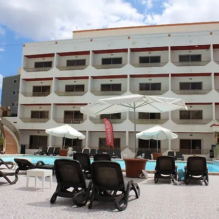 מלון דירות The San Anton 3*